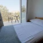 Semesterbostad House With A Private Heated Swimming Pool Galižana