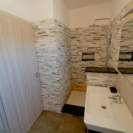 Дом отдыха House With A Private Heated Swimming Pool *