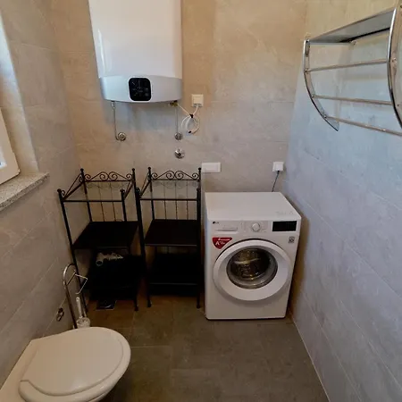 House With A Private Heated Swimming Pool Galizana