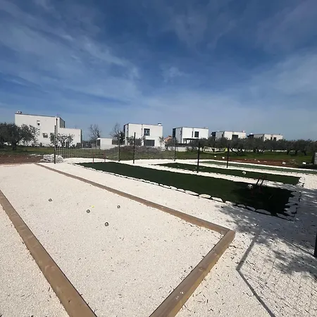 Semesterbostad House With A Private Heated Swimming Pool